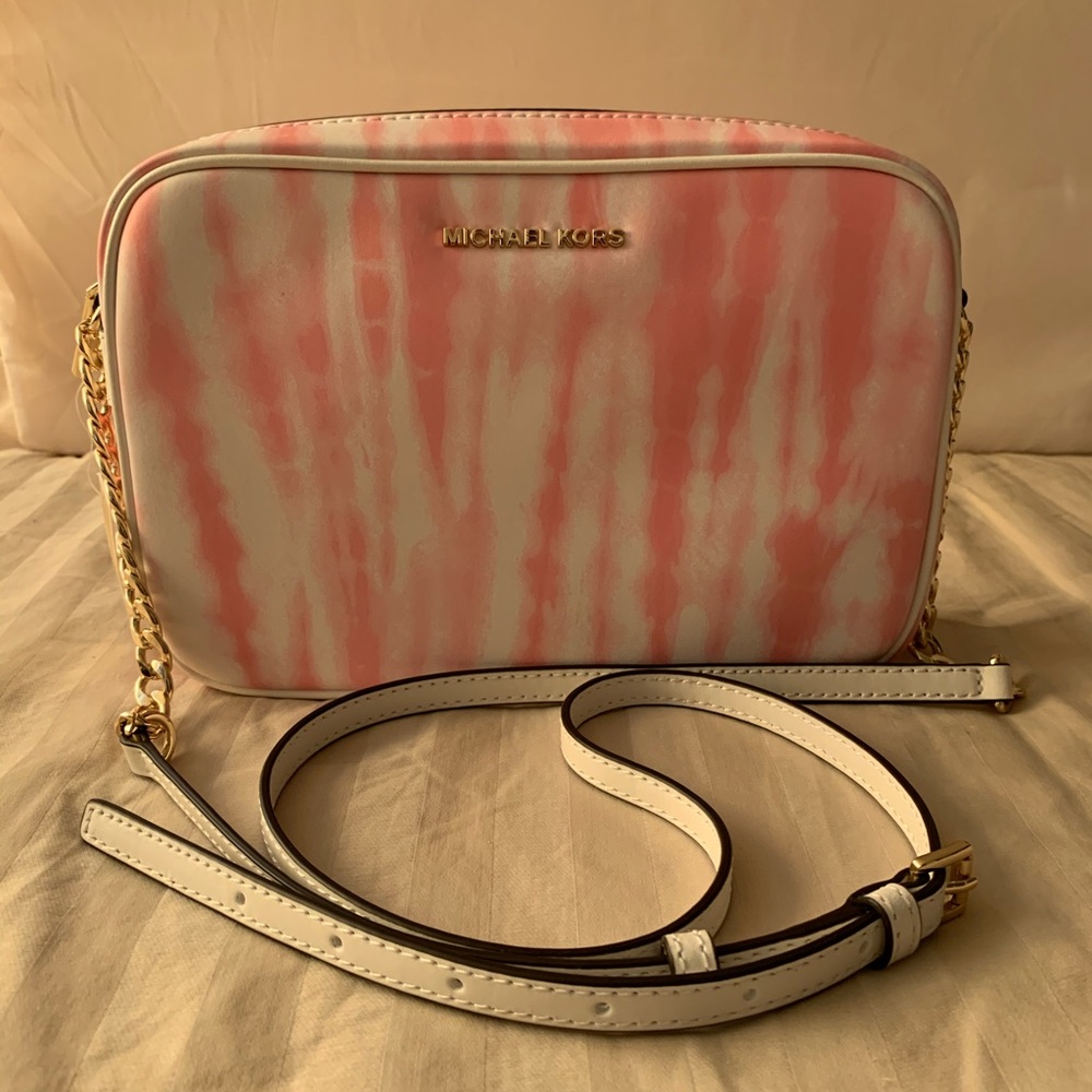 Michael Kors Crossbody Jet Set Handbag